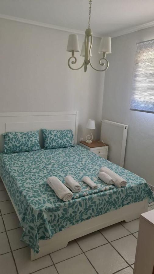 Villa Kristin 2 - 2Min Walk To Great Sandy, Shallow Beach Nikiti  Exteriör bild