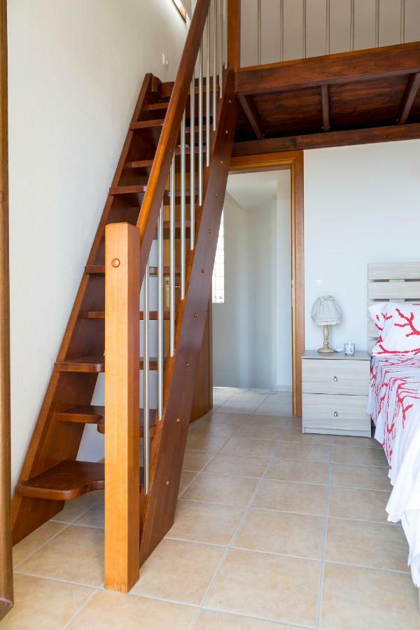 Villa Kristin 2 - 2Min Walk To Great Sandy, Shallow Beach Nikiti  Exteriör bild